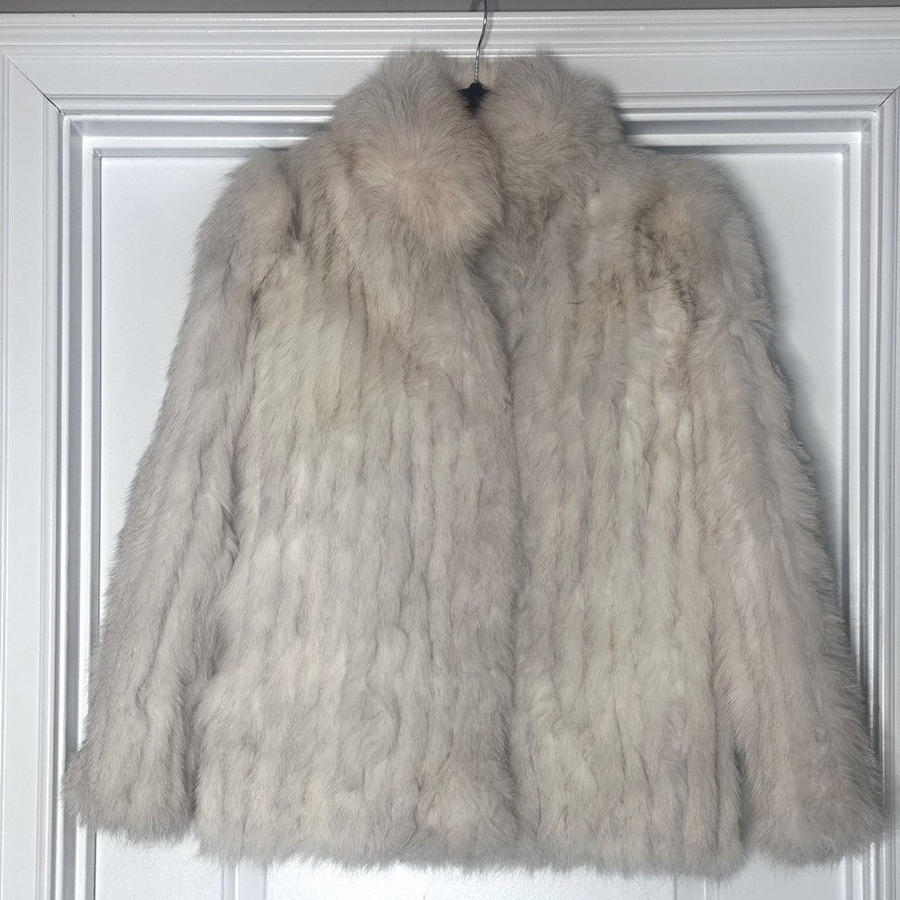 Norway Natural Blue Fox Fur
Women’s Large
Barely worn Jacket